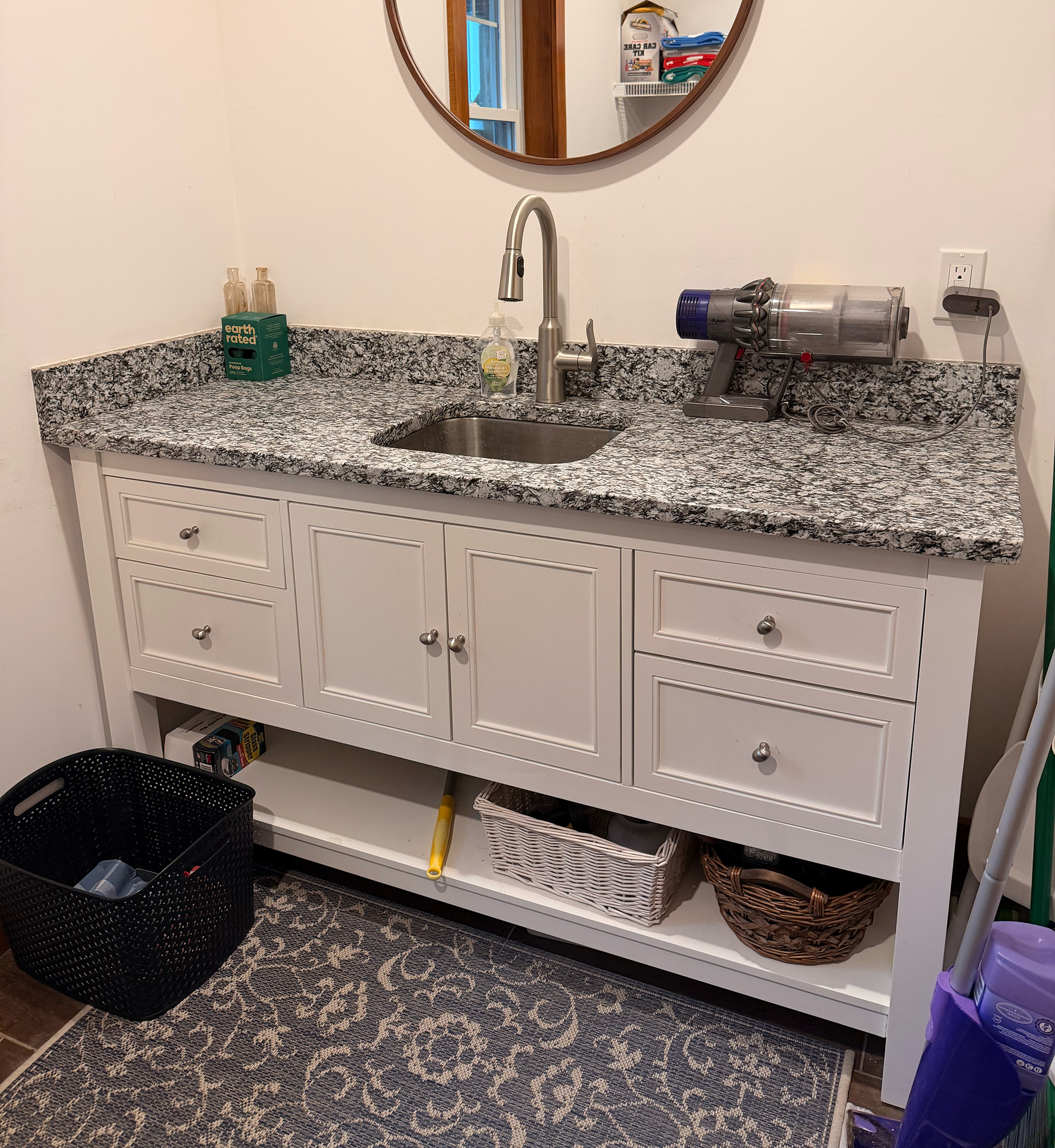 Laundry room — Harmony House, Harvey Lake NH